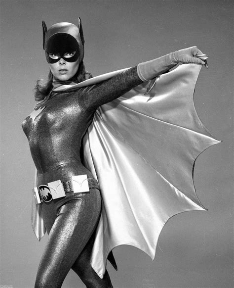 yvonne craig sexy|11 Beautiful Vintage Portrait Photos of Yvonne Craig as Batgirl in ...